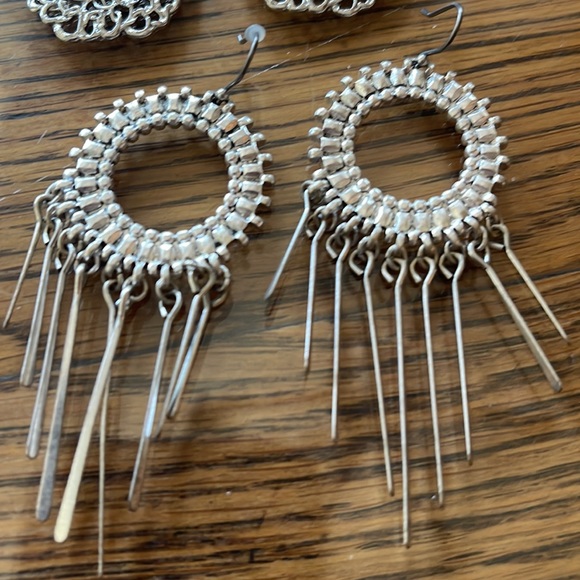 Set of 2 Silver Earrings, dangly and dropped styles EUC - Picture 2 of 4